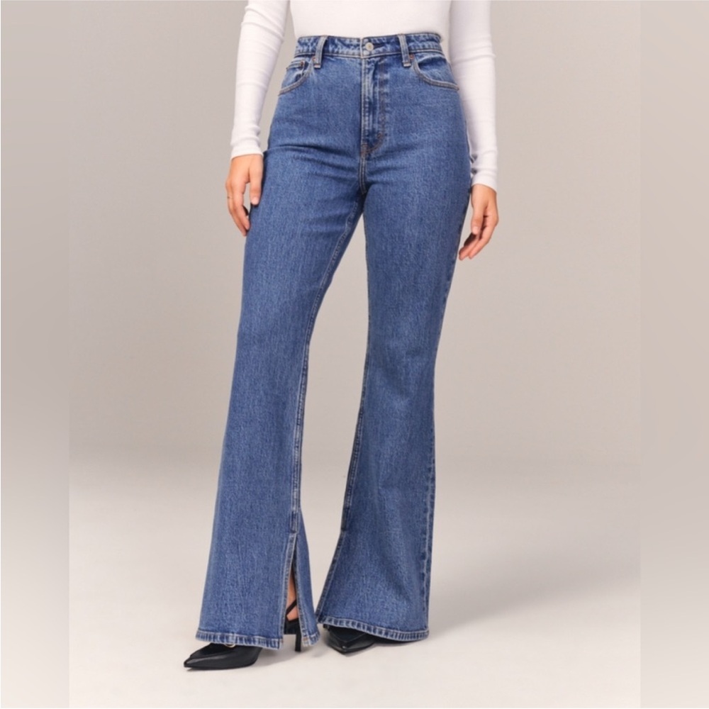 Abercrombie Vintage Flare High Rise Jeans Women Size 16/33 Short - Picture 2 of 9